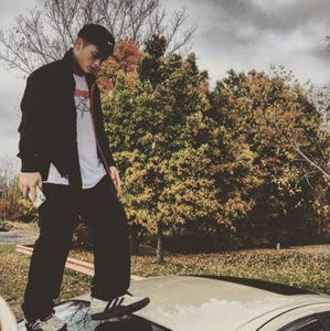 Meet your Posher, Sebastian